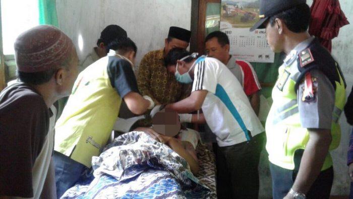 Tersambar Petir