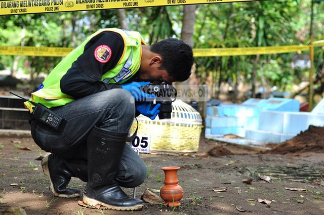 Pembongkaran makam, Inafis, Adi Kurniawan, serayunews.com, serayu news, berita cilacap