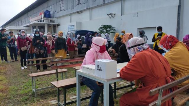 sejumlah karyawan pabrik garmen positif covid-19, corona virus, kawasan eks parbrik gula kecamatan kalibagor, serayunews, serayu news, berita terkini, berita hari ini