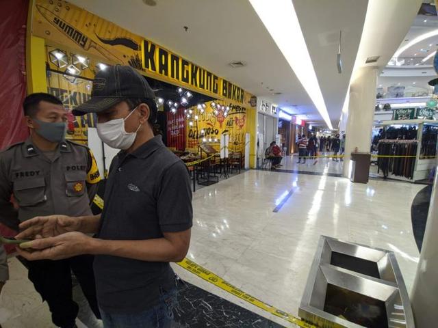 kebakaran rita supermall, serayunews, serayu news, berita terkini, berita hari ini