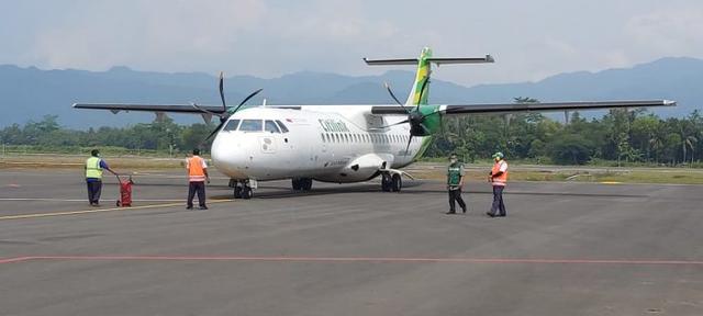 uji coba penerbangan bandara jbs, uji coba penerbangan surabaya-purbalingga di bandara jbs, rute bandara jbs, jadwal operasional bandara jbs, serayunews, serayu news, berita terkini, berita hari ini
