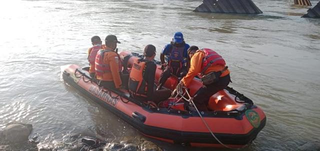 terbawa arus sungai serayu, tenggelam, serayunews, serayu news, berita terkini, berit hari ini, banyumas