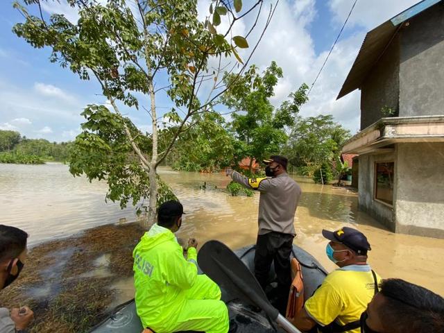 banjir jeruklegi cilacap, jeruk legi, cilacap, serayunews, serayu news, berita terkini, berita hari ini