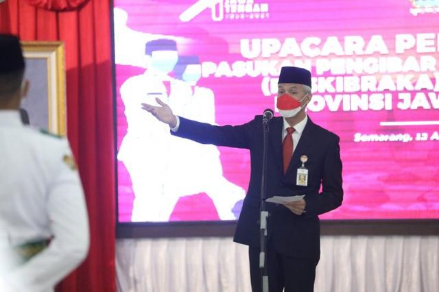 Paskibraka jateng, pengukuhan Paskibraka jateng 2021, berita terkini, berita hari ini, jawa tengah, jateng, gubernur jawa tengah, ganjar pranowo