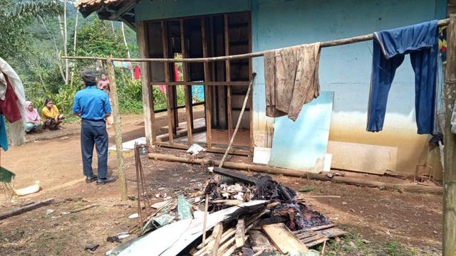 kebakaran majenang, kampung selahonje, majeneng, berita terkini, berita hari ini