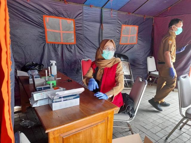 tes swab antigen gratis, purwokero, banyumas, posko tes swab antigen, berita terkini, berita hari ini