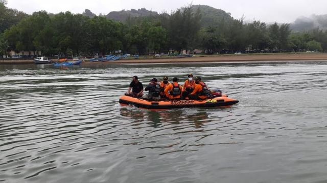 pantai logending, berita terkini, berita hari ini