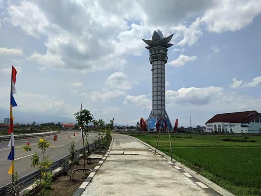 Menara Pandang Teratai Purwokerto