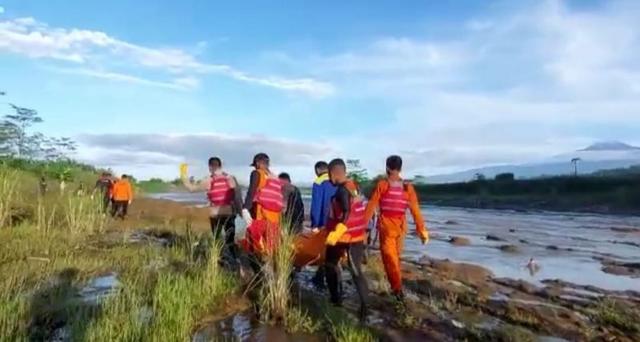 penemuan korbang tenggelam di sungai kacangan purbalingga