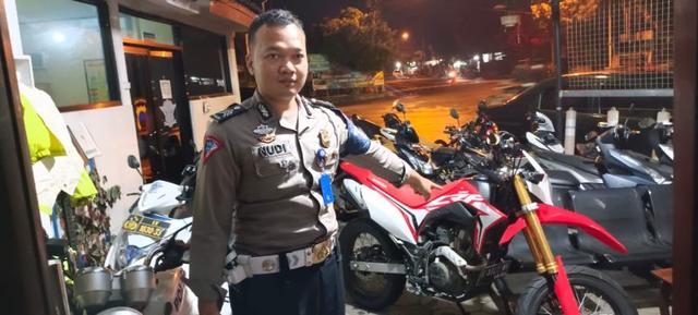 Kecelakaan Beruntun di Kalikajar Purbalingga, Melibatkan Sepeda Ontel, Sepeda Motor, dan Mobil 