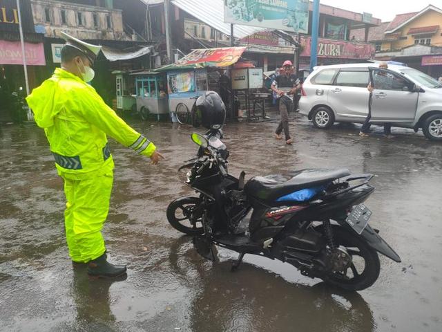 kecelakaan pasar sampang
