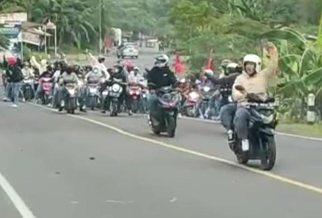 Tawuran siswa smk komputama jeruklegi