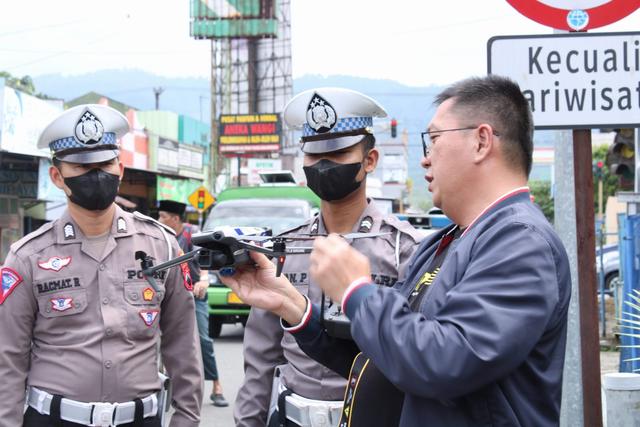 Tilang elektronik menggunakan drone polres banjarnegara