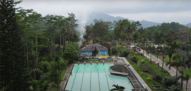 Gambar sebuah pemandangan alam di wisata Banjarnegara populer 2023.