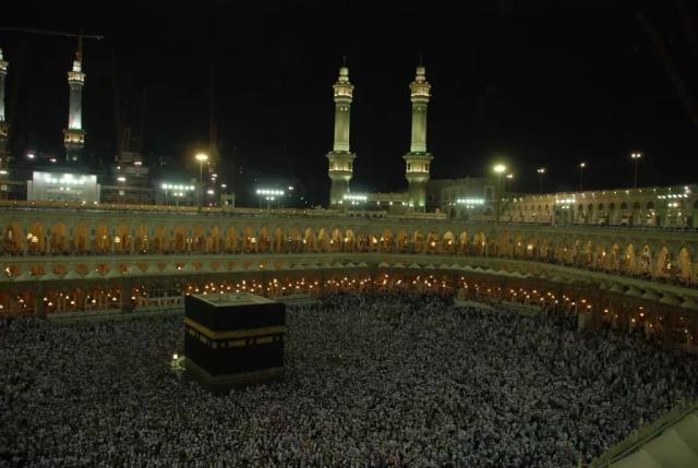 Gambar suasana dari Kabah.