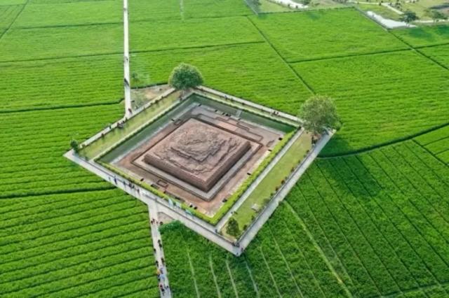 Candi Jiwa di Karawang