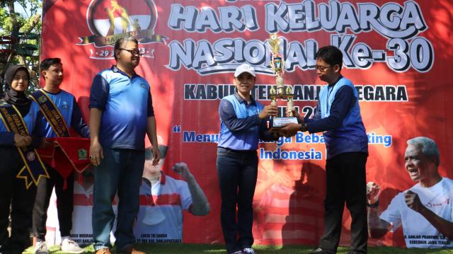 Juara Lomba Harganas