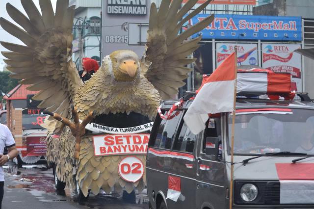 karnaval mobil hias