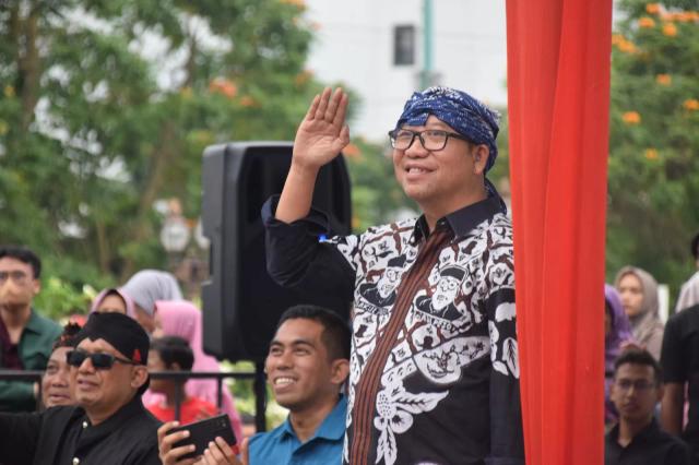 Ir Achmad Husein