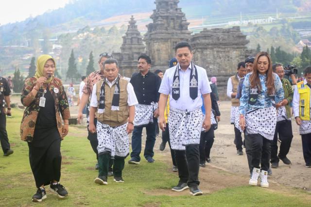 Dieng kejar borobudur