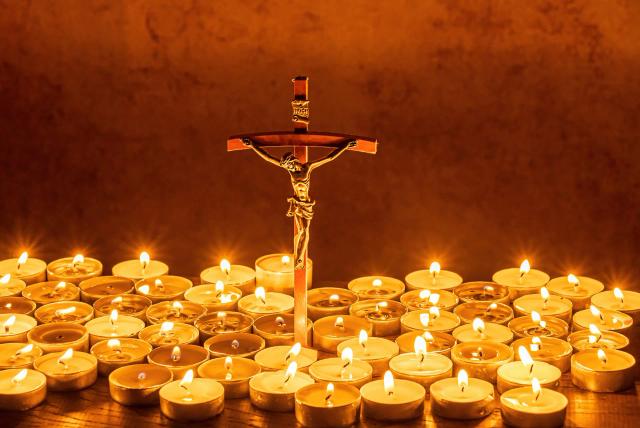 Doa Doa Katolik yang Wajib dihafalkan oleh Umat Katolik - Insight Tour