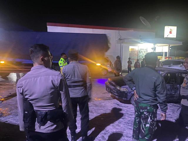 Terbakar