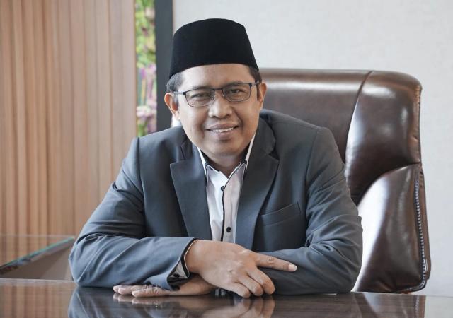 Rektor uin saizu