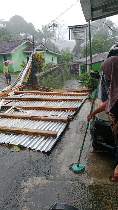 Angin kencang di wonosobo