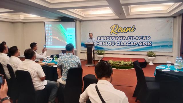 Pengusaha cilacap