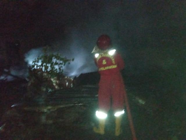 Kebakaran di donan