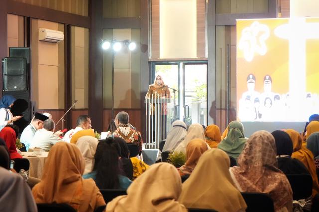 Wakil Bupati Banyumas Dwi Asih Lintarti saat menyampaikan sambutan di acara peringatan Hari AIDS Sedunia, Rabu (3/12/2025).