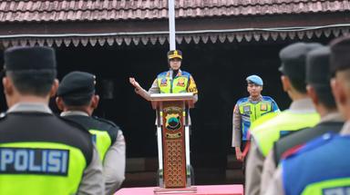 kapolres purbalingga larang takbir keliling