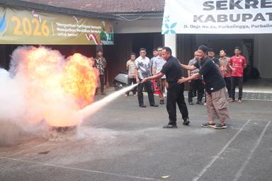 pelatihan penggunaan APAR