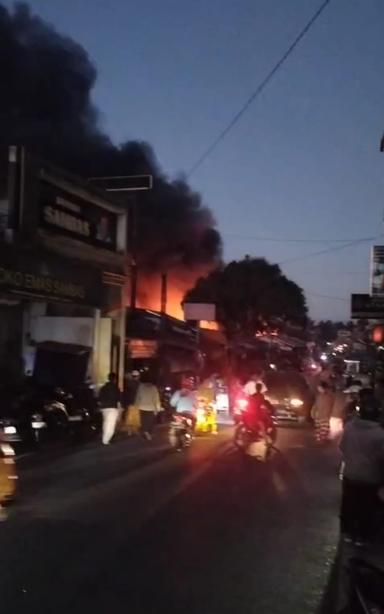 pasar belik kebakaran