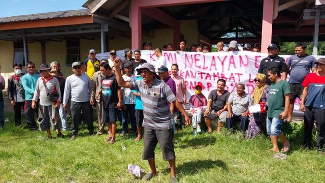 Demo Nelayan Cilacap
