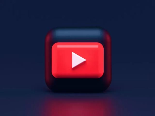 Gambar logo aplikasi YouTube berwarna merah.