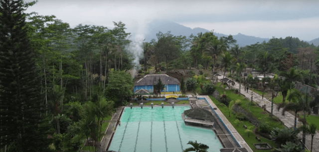 Gambar sebuah pemandangan alam di wisata Banjarnegara populer 2023.