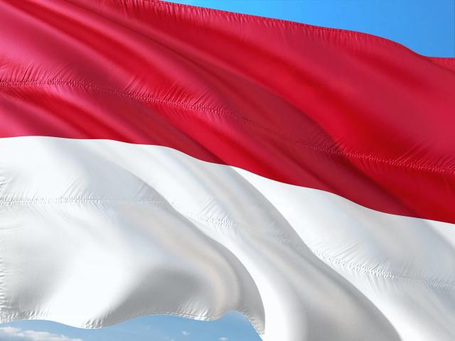 Gambar bendera Indonesia, ilustrasi contoh susunan acara malam tirakatan 17 Agustus tingkat RT.